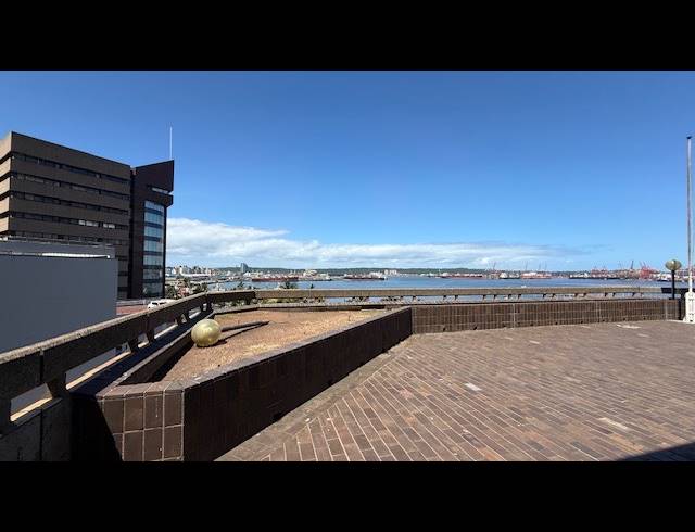 738M² OFFICE TO LET IN DURBAN CENTRAL